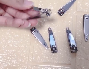 MO54 Gunting Kuku Stainless Steel Besar Kecil HITAM / Alat Pemotong Kuku Jepitan