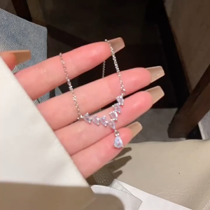 Kalung Motif Tetesan Air Titanium Wanita Anti Karat Water Drop Silver Necklace