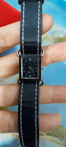 Đồng hồ nữ agin h dây da đọc lạ second hand si nhât đã qua sử dụng