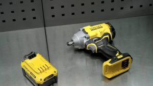 STANLEY บล็อคไฟฟ้าไร้สาย 256 V 1/2" (4หุน) แปลงสว่านได้ แบตฯ 2 ก้อน -งานเทียบ เกรด AAA+ เยี่ยมมาก