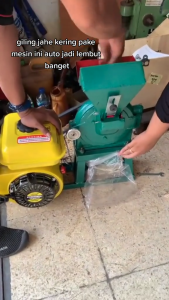 MESIN PENEPUNG MESIN GILINGAN TEPUNG DISK MILL FFC15 + ENGINE BENSIN - GX200 TESLA