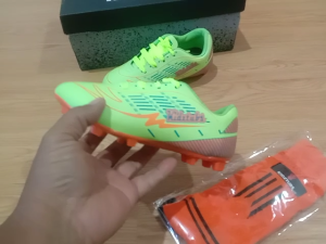 Sepatu Bola Sepatu Sepak Bola Anak Laki Laki Usia 6 - 10 Tahun PAUD TK SD SMP Nomer 28 29 30 31 32 33 34 35 36 37-KIDZTUBS1637