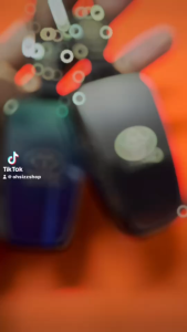 เคสรีโมทรถ Toyota Cross CHR GR Sport 2024  (Fortuner ใส่ไม่ได้ครับ) เคสโลหะดำเงา ปิดปุ่มใสกันรอย ด้านหลังเงาเรียบหรู มีสไตล์ ครอบรีโมททั้งหมด 3D Mirror Alloy/TPU  CH-R Camry Altis GR Sport   Smart Key Toyota 8 Generation V Shape