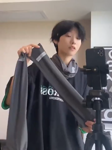 ปลอกแขนกันแดด UV เนื้อหนานุ่ม ป้องกันแสง UV 99% ระบายอากาศ free size 1คู่ ใส่ได้ทั้งชายและหญิง