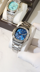 SKMEI New Mens Fashion Luxury Watch Texture Dial Zircon Three Eyes Dial Display Waterproof Glow At Night Butterfly Buckle Business Wristwatch For Men 7076