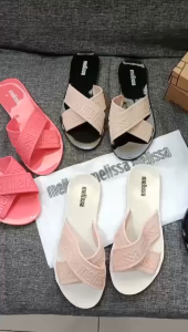 NEW Mels Sandal M LOVE  - Free Box