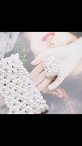 Gelang GLP001: Aksesoris Fashion Elegant & Minimalist Faux Pearl Elastic Bracelet