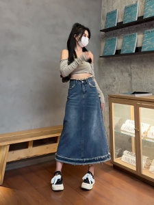Rok Jeans Panjang Korean Style & Desain Rok A-Line Terbaru 2024