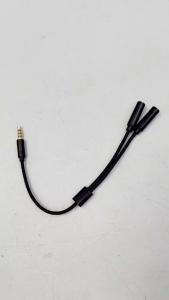 3.5MM Aux Audio Splitter Headphone Mic Splitter /1 Male to 2 female Jack (1 for Microphone  and 1 For Headset) /NOT for Dual Audio