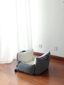 Dog Car Seat Central Control Nonslip Dog Bed Safe Car Armrest Box Booster Dog Cushion Carrier with Seat Belts Pet Kennel