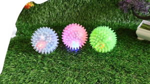 Mainan Bola Berduri Lampu LED, Mainan Bola Corona Bunyi Flash, dan Spicky Ball untuk Anak
