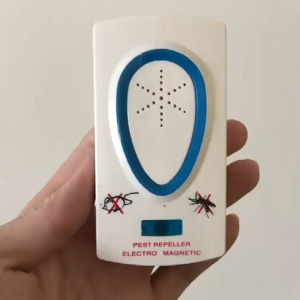 หนูหนีไปแล้ว🚫 เครื่องไล่หนู ที่ไล่หนูไฟฟ้า เทคโนโลยีอัลตราโซนิก 360 องศา ครอบคลุมพื้นที่ 300 ตร.ม เครื่องไล่ยุง เครื่องไล่หนูไฟฟ้า ไล่หนูในบ้าน ยาไล่หนู อุปกรณ์ไล่หนู ที่ไล่หนูบ้าน เครื่องไล่หนูและแมลงสาบ