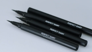 Bút kẻ mắt PERFECT DIARY dạng lỏng chống thấm nước lâu trôi nhanh khô dễ sử dụng không bị nhòe lem 4.5g