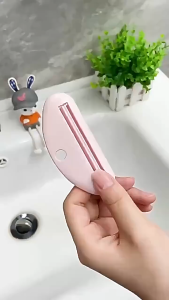 อุปกรณ์บีบยาสีฟัน  รีดยาสีฟัน ช่วยรีดยาสีฟัน บิดยาสีฟัน ที่บีบหลอดครีม โฟมล้างหน้า อเนกประสงค์