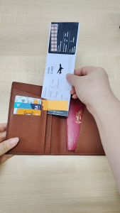 KASHVAU Travel Passport Holder With 2 Passport Compartments And 3 Card Slots PU Leather HZ-4