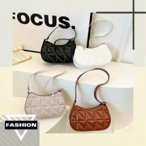 LKShoes New Product กระเป๋าแฟชั่นสวยๆ อวยยศให้เลยรุ่นนี้ งานใหม่ สวย พร้อมใช้ทุกโอกาส สาวๆห้ามพลาด มีติดบ้านไว้สักใบ รับรองได้ใช้แน่นอน สวย ครบ จบที่ใบนี้เลยจ้าาา