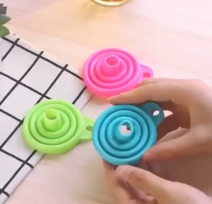 MO615 Corong Air & Minyak Silikon Portable