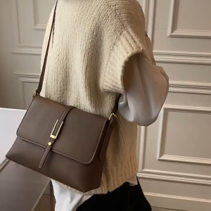 LUXE & LUNA Advanced Refined Bucket Bag Women Crossbody Bag Women Shoulder Bag Sling Bag Wanita Beg Bahu Beg Perempuan