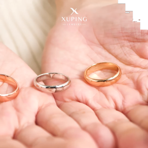 Xuping Cincin Kawin Silver Motif Polos 0122010104