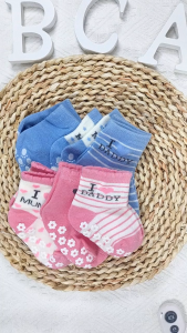 [SET 3] Đôi tất chống trượt xanh hồng hàng siêu đẹp cho bé trai và bé gái Tất em bé chất liệu len sợi có đế chống trượt