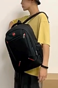 กระเป๋าเป้สะพายหลัง จุได้เยอะมาก