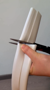 [จัดส่งจากกรุงเทพ] ยางขอบประตู ที่กั้นแอร์ออกประตู ขอบประตูกันแมลง ที่ปิดช่องบานประตู คิ้วกั้นประตู ที่กั้นประตูกันฝุ่น กันแมลง ขอบประตูกันแอรออก กาวในตัว กันน้ำ