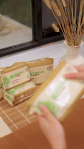 Thùng 10 gói khăn ướt vải sợi tre kháng khuẩn cao cấp EcoBamboo gói 80 tờ không mùi an toàn
