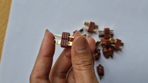 ปลั๊กดีน มีลาย กันลื่น มีของพร้อมส่ง คู่ละ 20 บาท