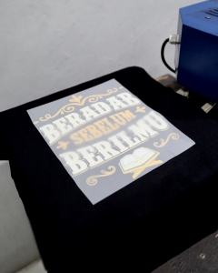 Desain Kaos Keren - Beradab Sebelum Berilmu - Kaos Islami - Bahan Combed 20s Tebal Lembut dan Nyaman Standar Kaos Distro