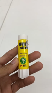 กาวแท่ง ยู้ฮู UHU ขนาด 8.2 กรัม เนื้อกาวขาว ติดง่าย ติดเรียบ ฝาปิดสนิท (ราคา/หลอด) | เคแคมปัส เครื่องเขียน