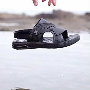 New comfortable summer breathable two cool beaches slipper comfortable anti-slip beach slipper sandal