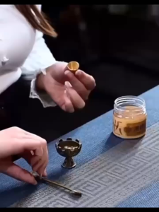 กระถางธูปโลหะผสม เหมาะสำหรับวัดพุทธศาสนา หอธูป ธูปเส้น แพนธูป กระถางธูปอเนกประสงค์ ผู้ถือธูปเทียนบูชาพระพุทธศาสนา