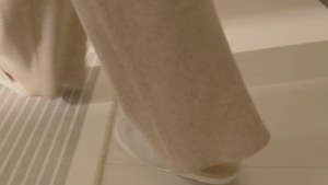 Dầu dưỡng tóc và da chuyên sâu ENJOY HAIR & SKIN TREATMENT OIL 100ml làm chắc khỏe phục hồi tóc khô thô hư tổn cho tóc da móng của Mỹ