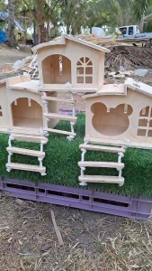 บ้านนก บ้านไม้ชูการ์ กระรอก ที่นอนสำหรับสัตว์เลี้ยง พร้อมบันไดเชือก เปิดฝ่าได้ (หยักบนใหญ่)