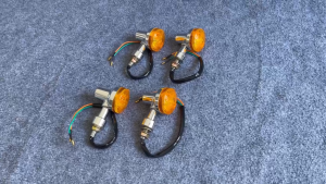 Đèn Xi Nhan Độ Yamaha Suzuki Honda