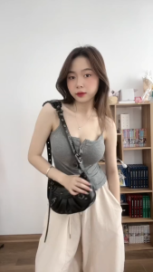 Áo Hai Dây Có Đệm Ngực Phối Khuy Cài Chất Liệu Tăm Lạnh Siêu Mát Áo TankTop Hở Cổ MiSoul 299