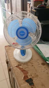 Miyako Kipas Angin Dinding / Berdiri 2 in 1 - 9 inch - KAD927 - FREE ONGKIR Jabodetabek