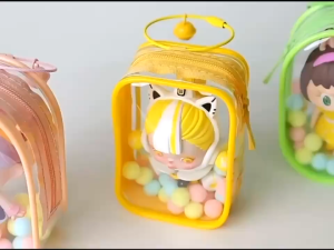 T888 กระเป๋าใสพีวีซี  พร้อมซิป กล่องเก็บของเล่น สําหรับตุ๊กตา กระเป๋าใส่ตุ๊กตา