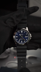 Jam Tangan Pria Casio MTP-VD01-2E Blue Dial Black Resin Band