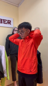 Saiber Jaket Olahraga Wanita Senam Anti UV Tahan Air