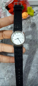 Đồng hồ nữ pierre cardin dây da sang trọng second hand si nhật- đã qua sử dụng