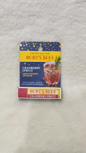Burts Bees Limited Edition Cramberry Spritz Moisturizing Lip Balm 4.25g