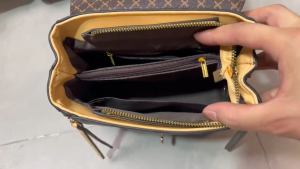 Tas Wanita Import: Desain & Fashion Terkinian