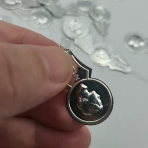 Alat Bantu Pemasuk Benang  ke Jarum 4 pcs Mata Nenek Kail Masuk Benang Dalam Lubang Jarum Bahan Besi Simpel Needle Threader Perlengkapan Mesin Jahit Manual Praktis