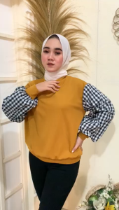 atasan blus kekinian termewa/atasan wanita jumbo/kaos blus jumbo