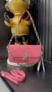 Túi Chl0 2 Màu Hồng Xinh Xắn Đáng Yêu Size 21cm (Auth Tuồn)