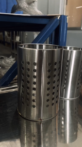Stainless Utensils Cup (Dishwasher Chopstick Basket Stainless Steel Hollowed Chopstick Drainer )