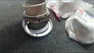 Pelor Pengganjal CVT & Suku Cadang Motor Yamaha Xeon & RC GT 125