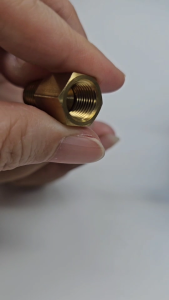 หัวต่อทองเหลืองสำหรับแปลงหัวเกจวัดน้ำยาแอร์ (Adapter Gauge) จากขนาด 1/8 NPT เป็น 1/4" SAE