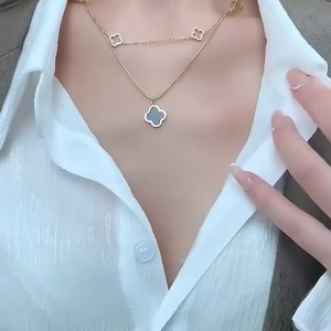 DWP - Kalung Clover Wanita 2 Layer Liontin Hitam Titanium